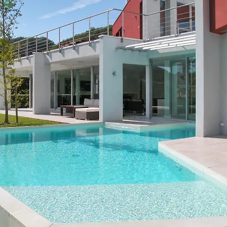 D'exception A Desirat Avec Piscine Privee Saint-Désirat