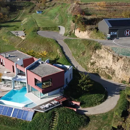 D'exception A Desirat Avec Piscine Privee فيلة