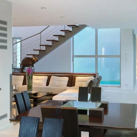 D'exception A Desirat Avec Piscine Privee