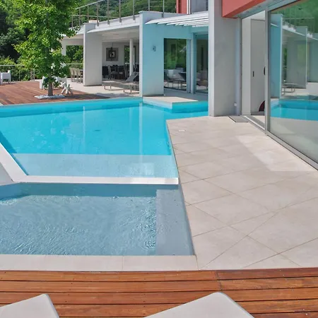 D'exception A Desirat Avec Piscine Privee فيلة *